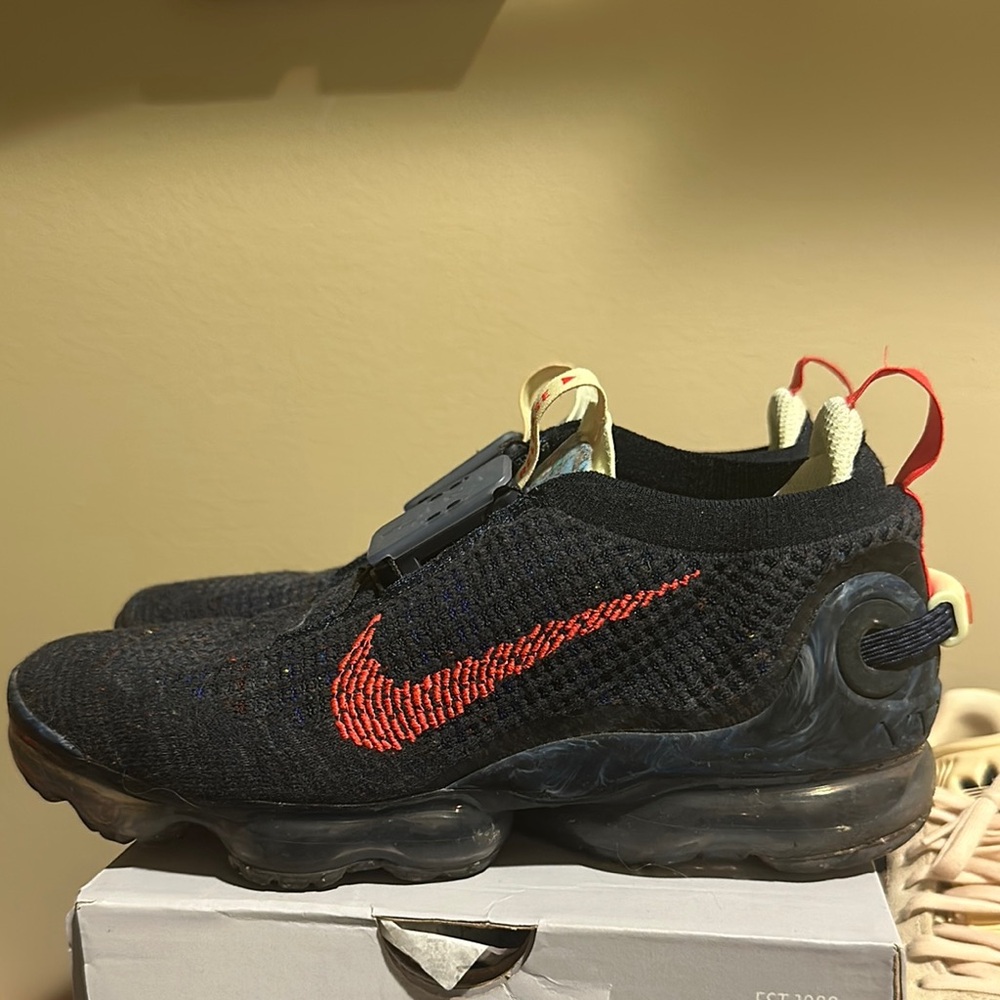 Nike Black and Red Athletic Shoes with Sock-Like Fit